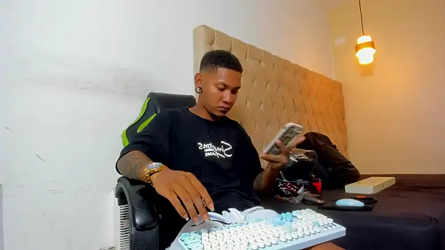 blackdirty420 online show from October 24, 7:13 pm