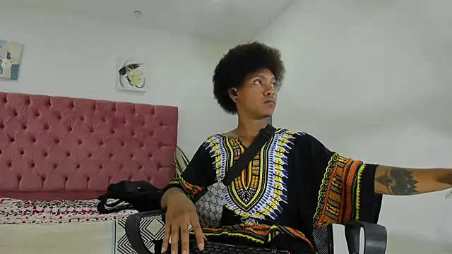Snapshot of blackdirty420 chatting on February 21, 3:54 pm blackdirty420 online show from February 21, 3:54 pm