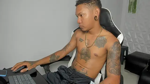 blackdirty420 online show from February 12, 1:55 pm