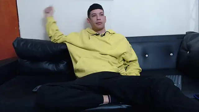 biigjhonny online show from November 16, 3:11 am