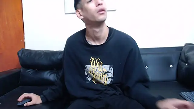 biigjhonny online show from December 3, 2:45 am