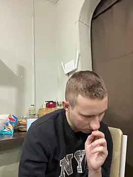 Snapshot of Dimyanmodel chatting on February 8, 2:16 pm Dimyanmodel online show from February 8, 2:16 pm