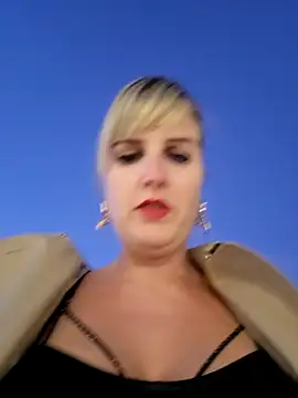 Sexybiene969 online show from October 13, 4:41 pm