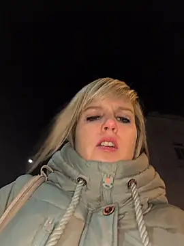 Sexybiene969 online show from November 28, 5:24 pm