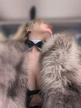 Sexybiene969 online show from March 31, 3:14 pm