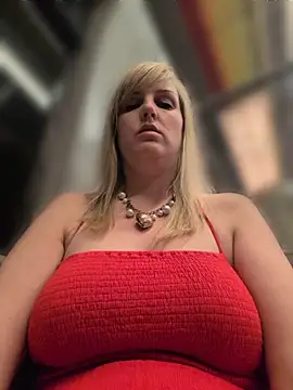 Sexybiene969 online show from April 18, 4:09 pm