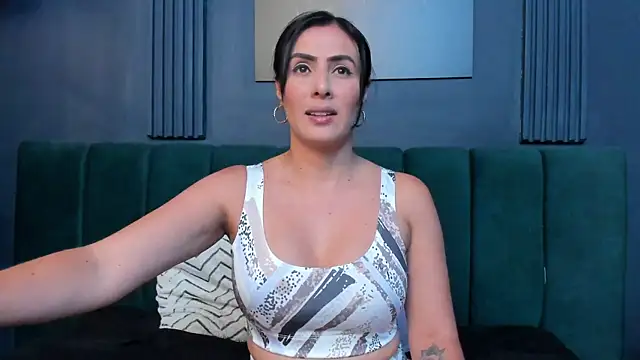 scarlet edwars online show from October 28, 7:46 pm