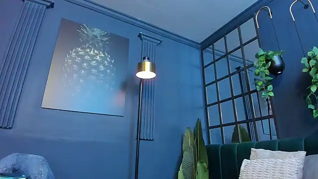 Snapshot of scarlet_edwars chatting on February 25, 7:25 pm scarlet edwars online show from February 25, 7:25 pm