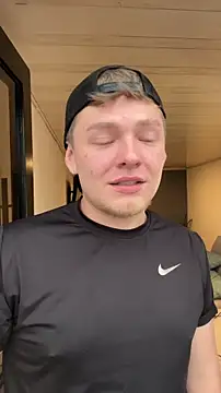 Angel Montiell online show from December 5, 9:34 pm