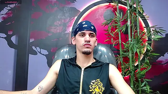 Dirty Kingg online show from November 24, 7:58 pm