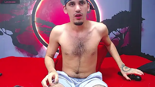 Dirty Kingg online show from November 28, 8:09 pm