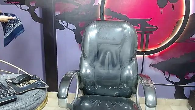 Dirty Kingg online show from October 28, 8:41 pm