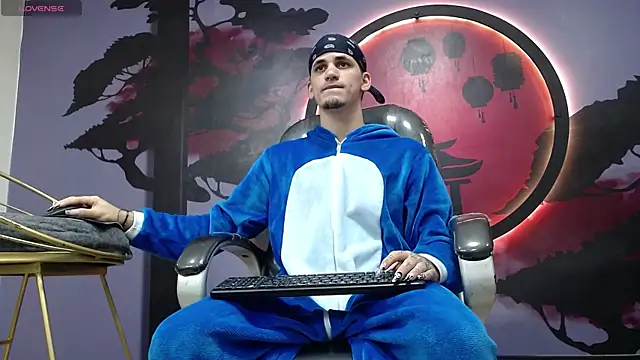 Dirty Kingg online show from October 30, 7:44 pm