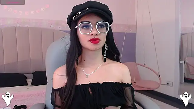 Snapshot of Emerald_gh chatting on October 15, 3:27 am Emerald gh online show from October 15, 3:27 am