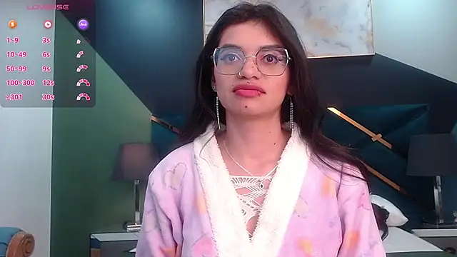 Snapshot of Emerald_gh chatting on February 10, 10:20 am Emerald gh online show from February 10, 10:20 am