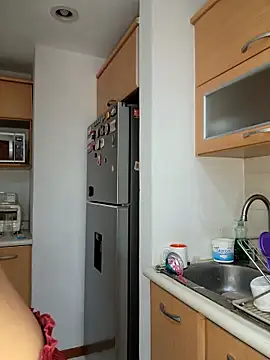 Snapshot of Alicee10 chatting on November 20, 6:41 pm Alicee10 online show from November 20, 6:41 pm