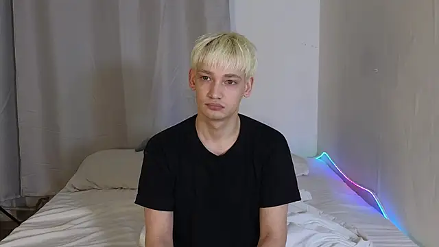 Julian wins online show from March 31, 11:51 pm