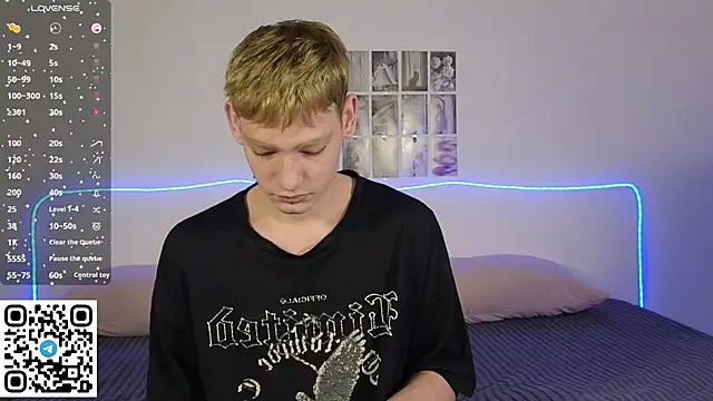 Julian wins online show from February 19, 1:02 am