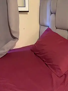 Snapshot of EliNa_eli1 chatting on September 9, 7:07 am EliNa eli1 online show from September 9, 7:07 am