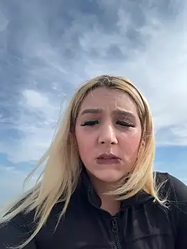 hotamanda01 online show from February 27, 12:16 pm