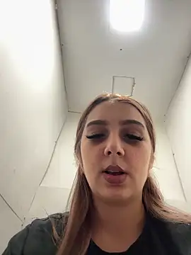 hotamanda01 online show from March 19, 7:25 pm