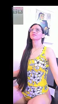 RachelsX online show from October 28, 2:38 pm