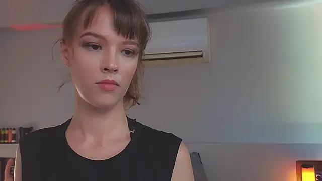 Snapshot of DemiDee chatting on January 26, 5:56 am DemiDee online show from January 26, 5:56 am