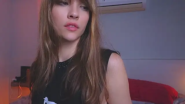 Snapshot of DemiDee chatting on January 1, 1:15 am DemiDee online show from January 1, 1:15 am