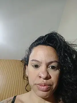 amanda19322 online show from August 2, 11:30 am