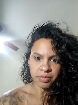 amanda19322 online show from April 4, 8:59 pm