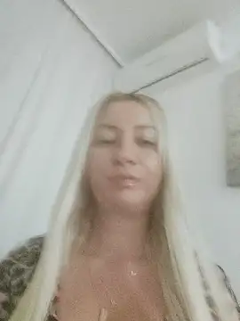 visnjica online show from November 18, 5:05 pm