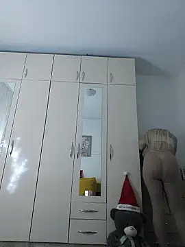 visnjica online show from January 8, 10:05 pm