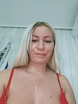 visnjica online show from October 25, 4:40 pm