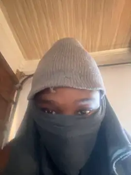 OneWhoBringsJoy online show from November 13, 6:50 am