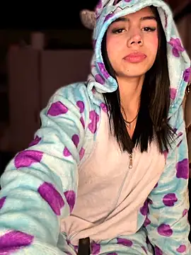 Laura-Khalifa online show from March 17, 5:54 am