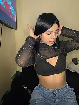 Laura-Khalifa online show from February 14, 6:02 am