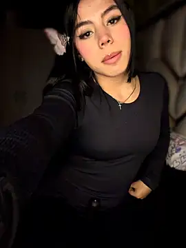 Laura-Khalifa online show from April 22, 4:41 am