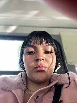 Snapshot of Dulce__Boyd chatting on November 26, 1:33 pm Dulce Boyd online show from November 26, 1:33 pm