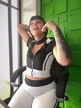 Snapshot of Dulce__Boyd chatting on October 25, 1:56 pm Dulce Boyd online show from October 25, 1:56 pm