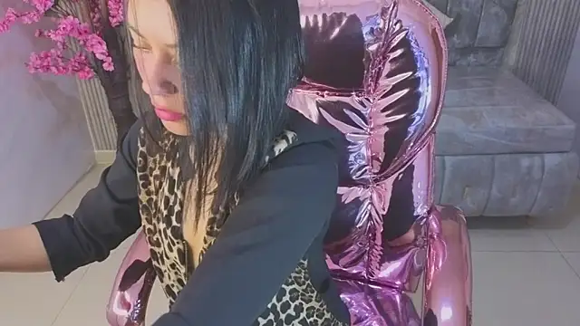 salome stockman s online show from December 15, 12:55 pm