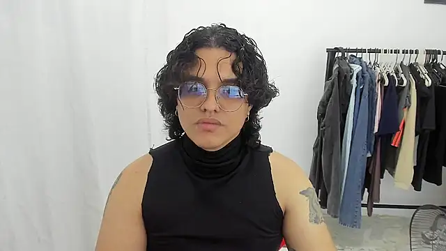 Diane blossom online show from March 31, 11:18 pm