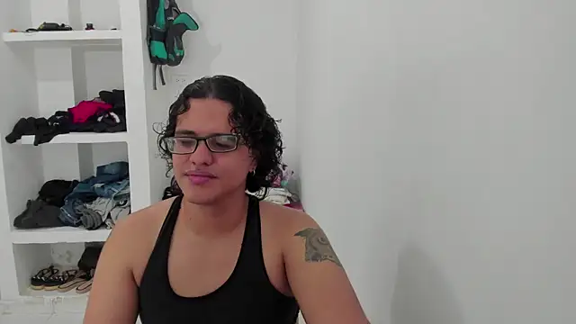 Snapshot of Diane_blossom chatting on September 22, 6:14 pm Diane blossom online show from September 22, 6:14 pm