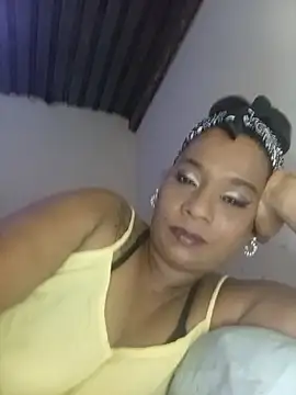 Snapshot of 1fiestyalpha chatting on March 17, 7:44 am 1fiestyalpha online show from March 17, 7:44 am