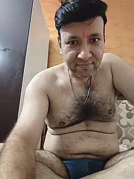 innocentboy1987 online show from July 7, 4:32 pm