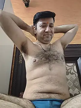 innocentboy1987 online show from July 14, 4:35 pm
