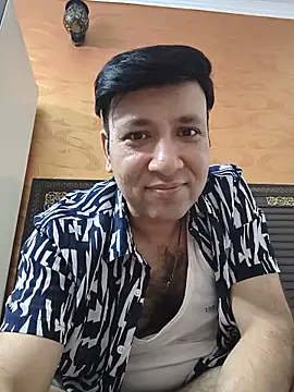 innocentboy1987 online show from June 15, 4:28 pm