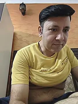 innocentboy1987 online show from June 29, 4:28 pm