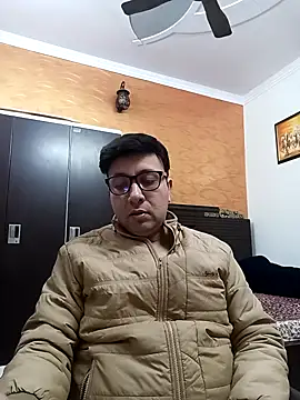 innocentboy1987 online show from February 14, 8:42 am