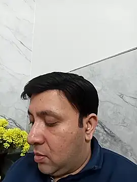 innocentboy1987 online show from February 14, 1:08 pm