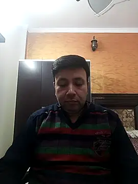 innocentboy1987 online show from December 2, 5:09 am